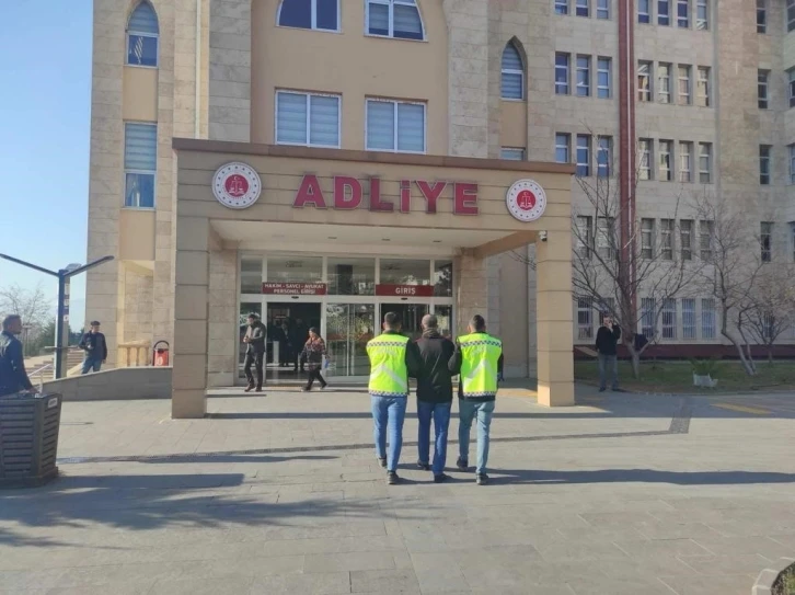 Uyuşturucu suçundan aranan şahıs tutuklandı
