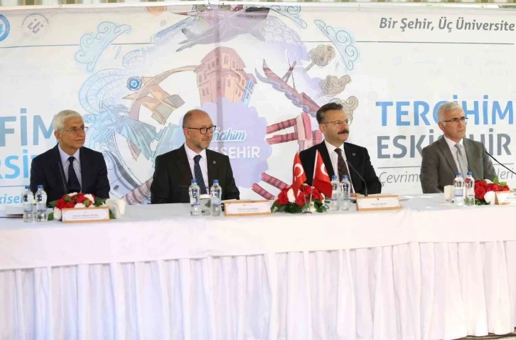 Vali Aksoy, Tercihim Eskişehir Platformu Tanıtım Toplantısı’na katıldı.
