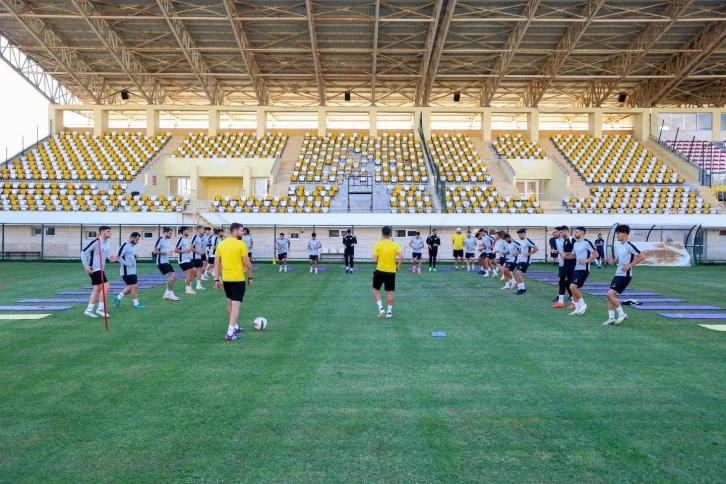 Vali Çakır: “Yarım kalan sevdamızı bu sene tamamlayacağız”
