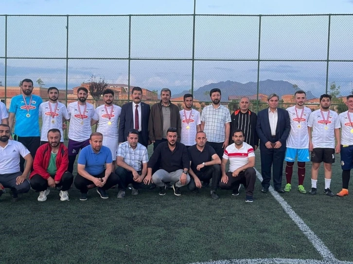 Van’da ‘1. Futbol Dostluk Turnuvası’ sona erdi
