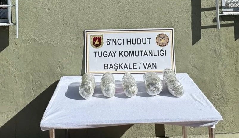 Van sınırında 3 kilo 786 gram uyuşturucu geçirildi