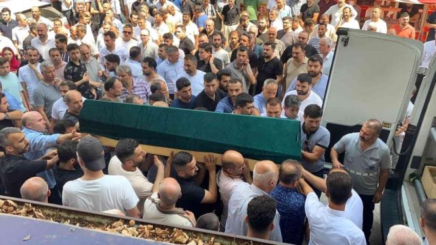 Bursa'da sokak ortasında öldürüldü 