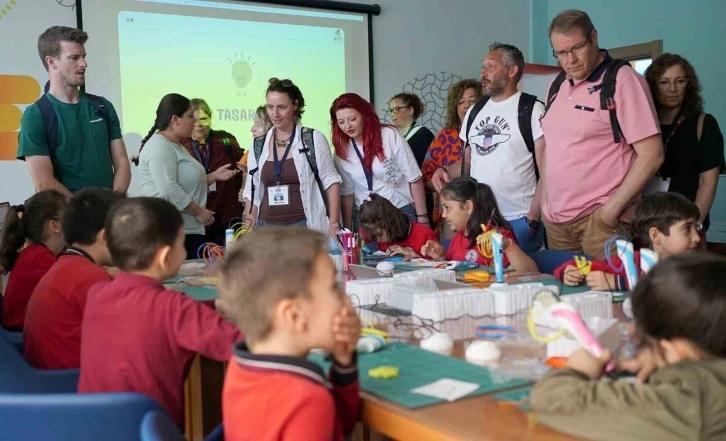 Yabancı öğretmenler ’Bilim Samsun’a hayran kaldı
