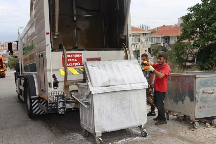 Yalova Belediyesi’nden çöp poşetlerinin ağzını bağlayın uyarısı
