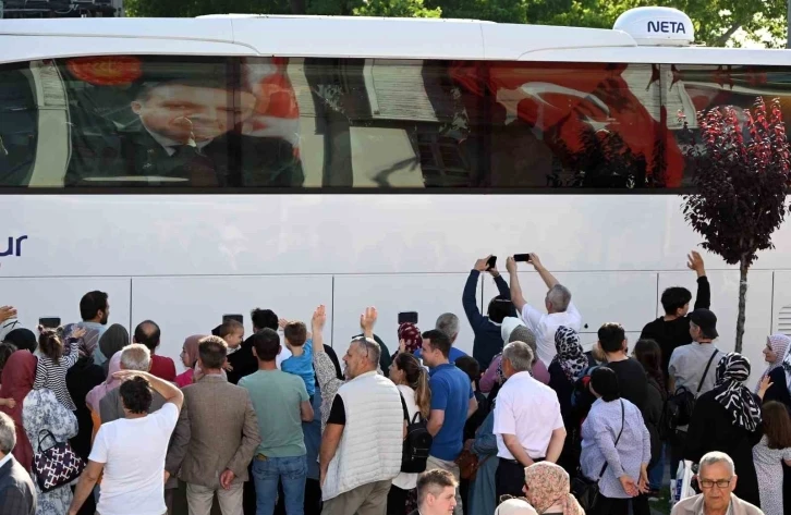 Yalova’da hacı adayları dualarla uğurlandı
