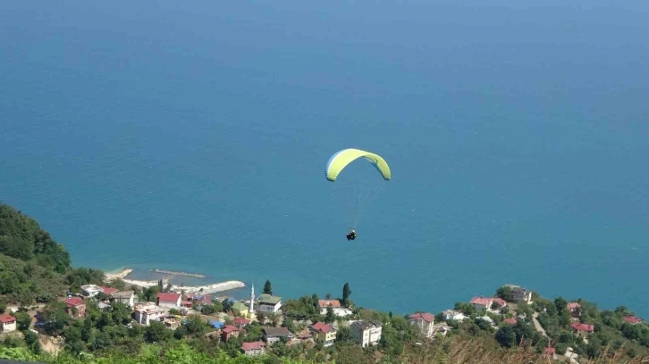 Yamaç paraşütü tutkunları Ordu’da buluşuyor
