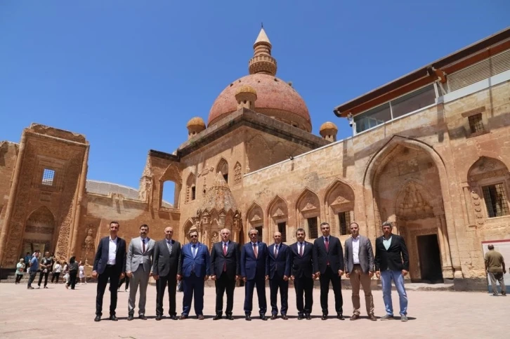 Yargıtay Başkanı Mehmet Akarca, İshakpaşa Sarayı’nı ziyaret etti
