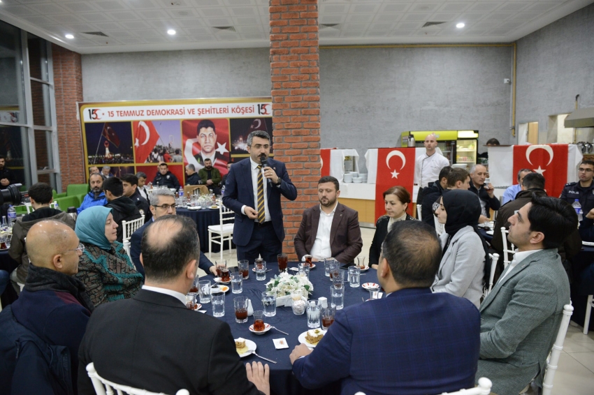 Yıldırım Belediye Başkanı Yılmaz polis memurlarıyla iftar açtı