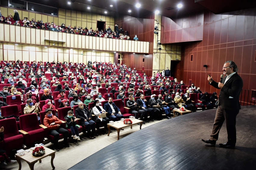 Yıldırım'da 'Özünüzde İyilik Var' konferansı