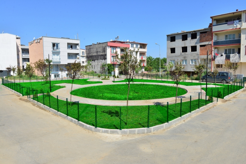 İsabey'e iki yeni park