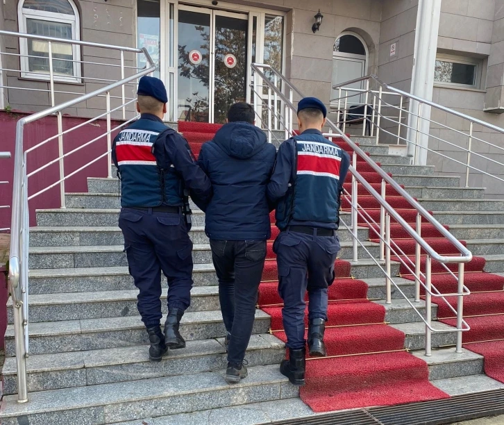 Yolcu otobüsüyle uyuşturucu taşıyan şahıs tutuklandı
