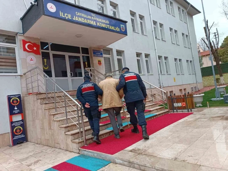 Yozgat’ta adam öldürme suçundan aranan 2 firari hükümlü yakalandı
