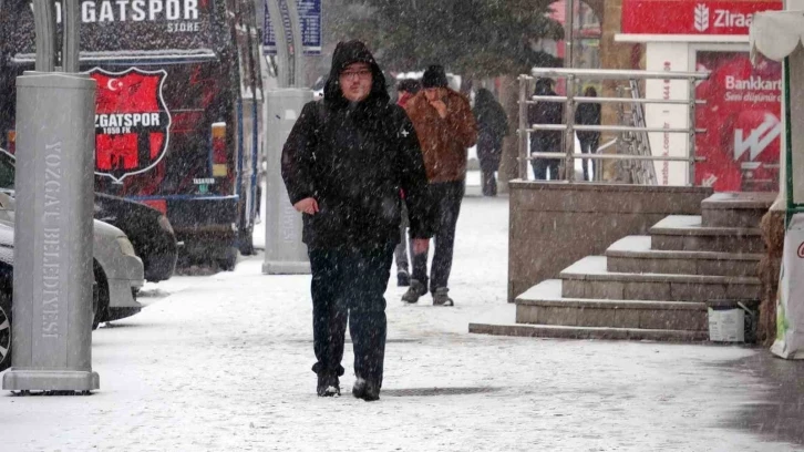 Yozgat’ta kar yağışı etkili oldu
