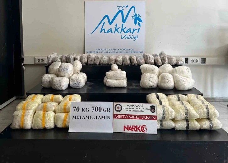 Yüksekova’da 70 kilo 700 gram metamfetamin ele geçirildi
