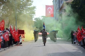 30 Ağustos kutlamalarında jandarmanın gösterisi büyük beğeni topladı
