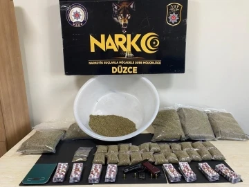 6 kilo 250 gram sentetik uyuşturucu ele geçirildi
