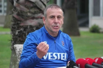 Abdullah Avcı: &quot;Trabzonspor şampiyonluk sonrası değişimde her kulvarda var&quot;
