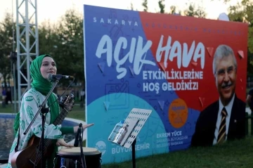 Açık Hava Sahnesi’nde eğlence dolu bir hafta sonu
