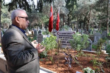 Acılı baba Şimşek: &quot;Deprem bugün gibi, aynı acıyı yaşıyoruz ama bir yerde seviniyorum, yavrularımın cenazesine ulaşabildim&quot;
