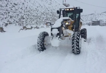 Adıyaman’da kar nedeniyle 27 köye ulaşım sağlanamıyor
