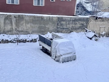 Ağrı, beyaz örtüsüyle göz kamaştırdı
