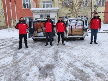 Ağrı’da depremzedeler için yardım seferberliği başlatıldı
