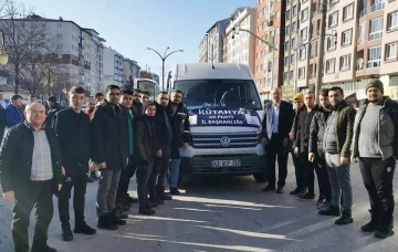 AK Parti Kütahya İl Gençlik Kolları Başkanlığı, deprem bölgesine yeni ekip gönderdi
