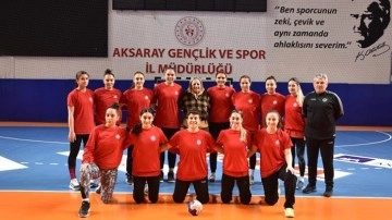 Aksaray Belediyespor Kadın Hentbol Takımı'nda hedef Süper Lig'de kalabilmek