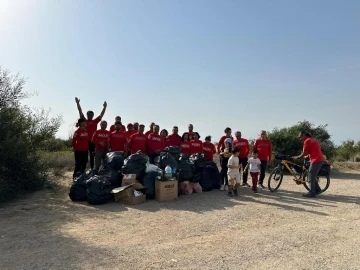 Akut Mersin ekibi Göksu Deltasında çevre temizliği yaptı
