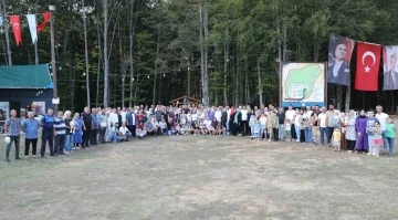 Akyazı Belediyesi çalışanları piknik etkinliğinde bir araya geldi
