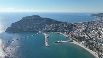 Alanya Kalesi'ndeki gizli geçitte 60 metreye kadar ilerlendi