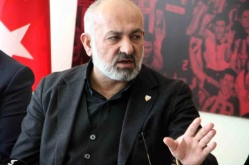 Ali Çamlı: &quot;Bildiğimiz bir gerçek var; o da Onur Bulut’un bizimle 3 yıllık sözleşme uzattığı&quot;
