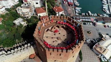 ALKÜ’den bisiklet turunda bayrak şöleni
