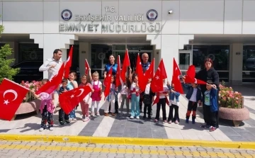 Anaokulu öğrencileri İl Emniyet Müdürlüğü’nü ziyaret etti
