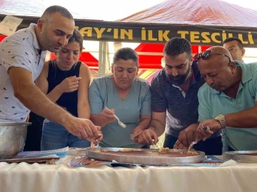 Ankara’da depremzede esnafa destek için düzenlenen Hatay Dayanışma Günleri başladı
