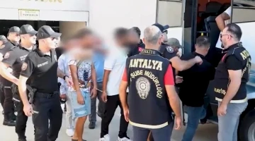 Antalya’da aranan şahıslara yönelik eş zamanlı operasyon: 140 kişi yakalandı
