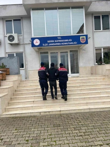 Antalya’da uyuşturucu operasyonunda 18 şüpheli tutuklandı
