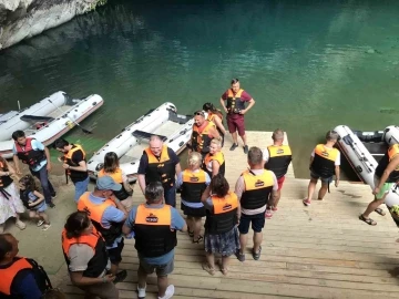 Antalya’nın düğmeli evlerinde yılda 8 bin kişi konaklıyor
