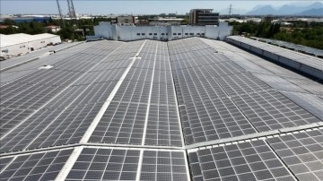 Antalya OSB'deki fabrikaların çatıları güneş enerjisi sistemleriyle donatılıyor