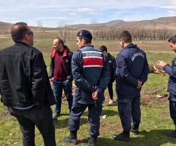 Aras Elektrik Dağıtım Şirketinin ihmali üzerine elektrik akımına kapılan 3 büyükbaş hayvan telef oldu
