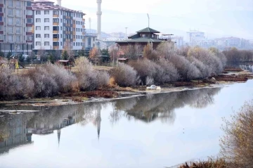 Ardahan’da soğuk hava etkili oluyor
