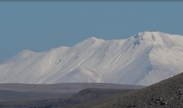 Ardahan’ın yüksek kesimleri karla kaplandı
