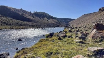 Ardahan'da tarihi mağaraların bulunduğu Harosman Kanyonu turizme kazandırılacak