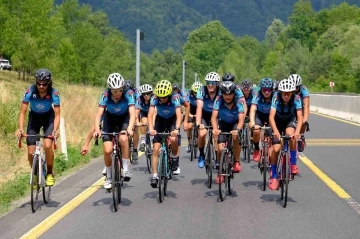 Arnavutköy’den yola çıkan bisikletçiler Bolu’ya ulaştı
