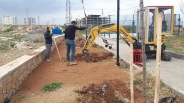 Artuklu Belediyesi kenti yeşillendiriyor
