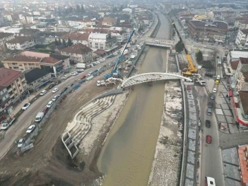 Asar Çayında ki yay köprüler ortaya çıkıyor
