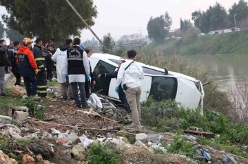 Asi Nehri’ne düşen otomobilde bir kişi ölü bulundu
