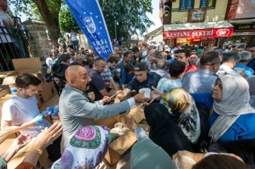 Aşure kazanları birlik için kaynadı