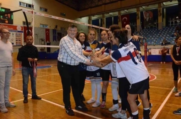 Aydın’da 100. Yıl Voleybol Turnuvası heyecanı sona erdi
