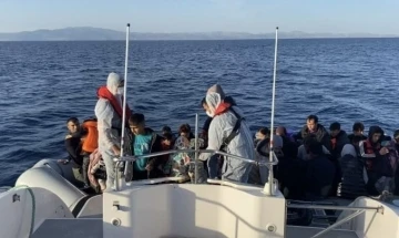 Açıklarında 26’sı çocuk 54 kaçak göçmen yakalandı